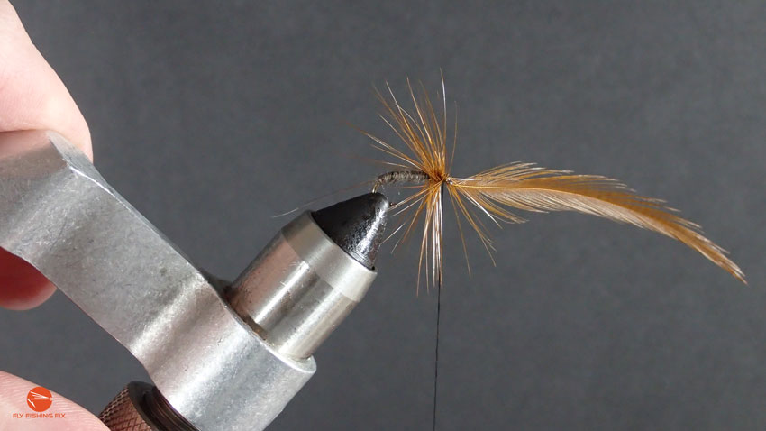 Fly-Tying for Beginners: How to Tie 50 Failsafe Flies