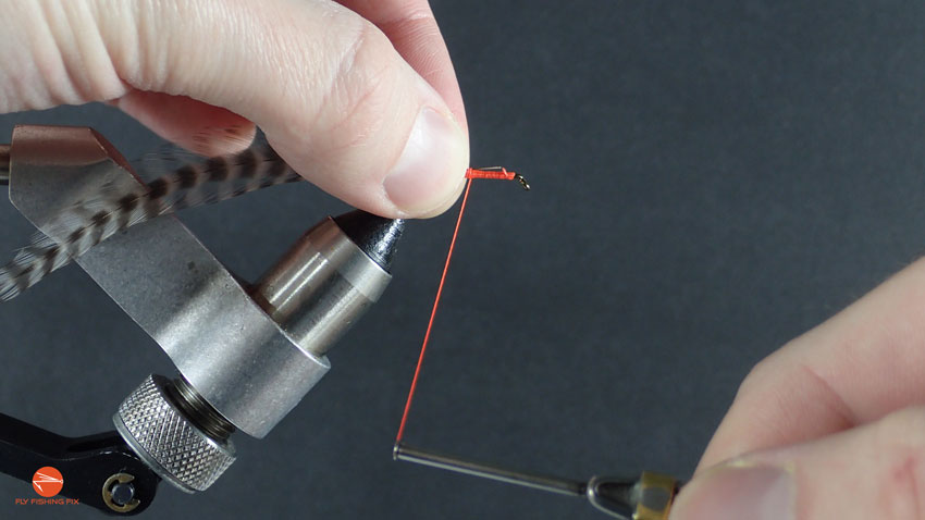 Fly tying For Beginners | Pinch Wrap - Step 3 | Fly Fishing Fix